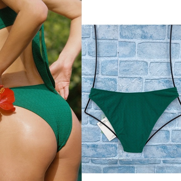 AWAY THAT DAY - ANGUILLA BIKINI - EMERALD GREEN TEXTURE LARGE - Picture 2 of 13
